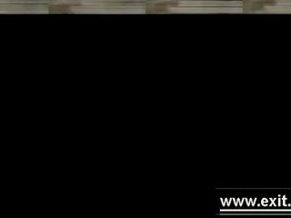 Báo sư tử tracy và dee chia sẻ 2 đại học blokes quay phim