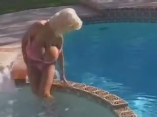 Napali vid busty dusty superstacked bikini