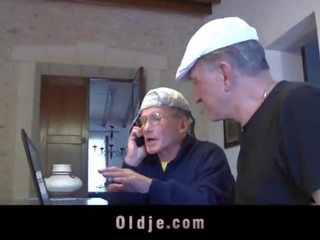 Pensionato oldmen cazzo e condividi due adolescenza