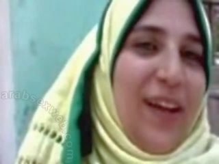 Walang takot arab fancy babae blows outdoors-asw645
