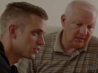 Daddy4k Dad and Young mistress extraordinary X rated movie in Bed Culminates.