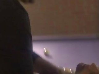 Flirty sexy femme fatale carmen hart blowing biggest lemak kontol on the blumbang table