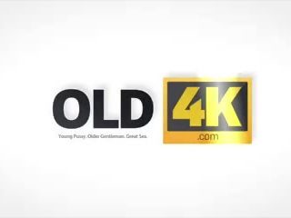 Old4k first-rate गर्लफ्रेंड में एक मनोहर छोटा स्कर्ट, फ्री xxx क्लिप 94