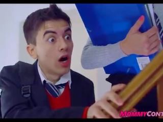 Грандиозен мащеха и горещ тийн двойка 05