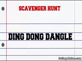 二 蕩婦 咂 軸